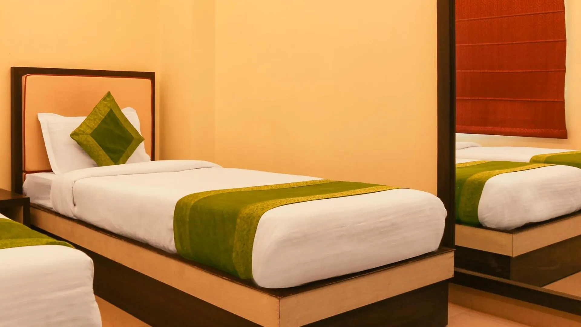 Hotel Janki International Sigra 2 Km From Kashi Vishwanath Temple Váránaszi 3*,  India