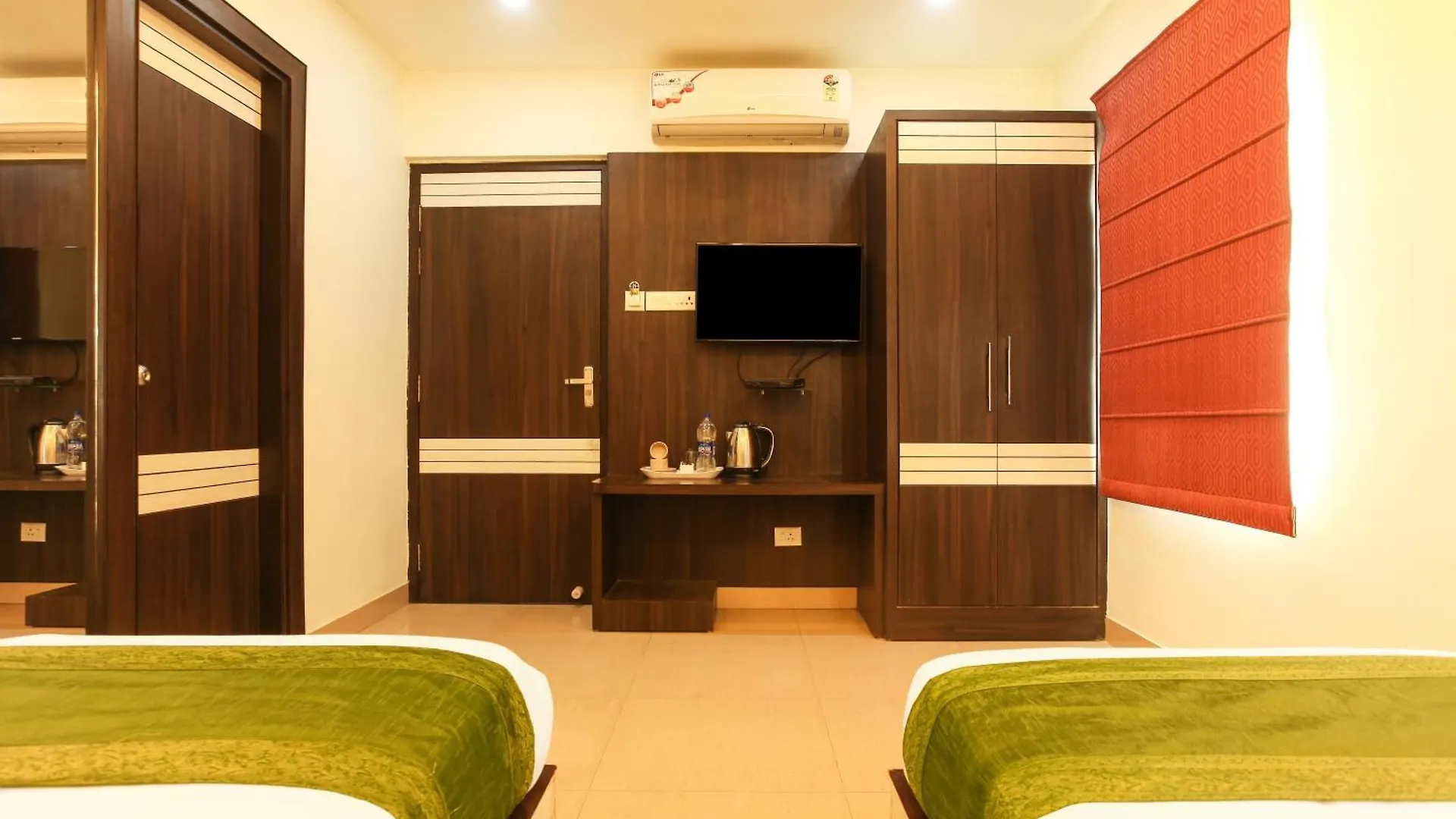 Hotel Janki International Sigra 2 Km From Kashi Vishwanath Temple Váránaszi 3*,  India