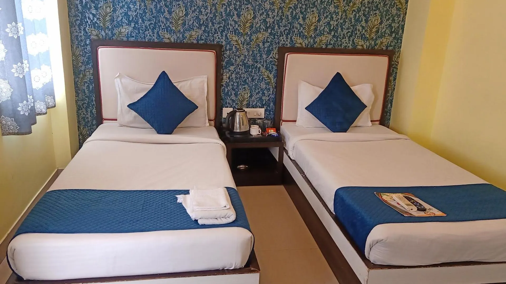 ***  Hotel Janki International Sigra 2 Km From Kashi Vishwanath Temple Váránaszi India